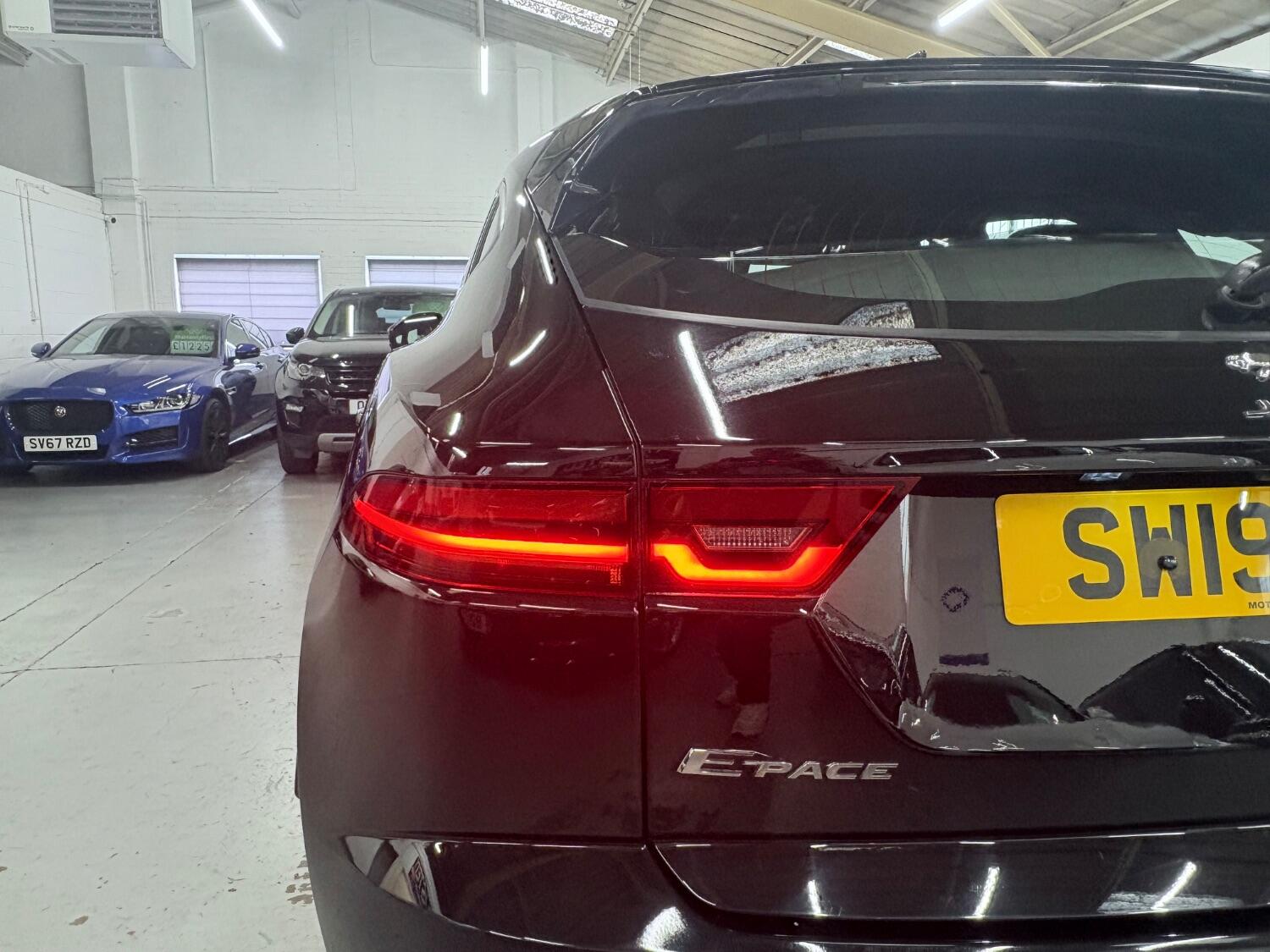 Used Jaguar E-Pace 2019 for sale - 76407589: Photo 20