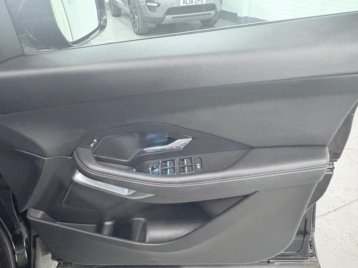 Used Jaguar E-Pace 2019 for sale - 76407589: Photo 33