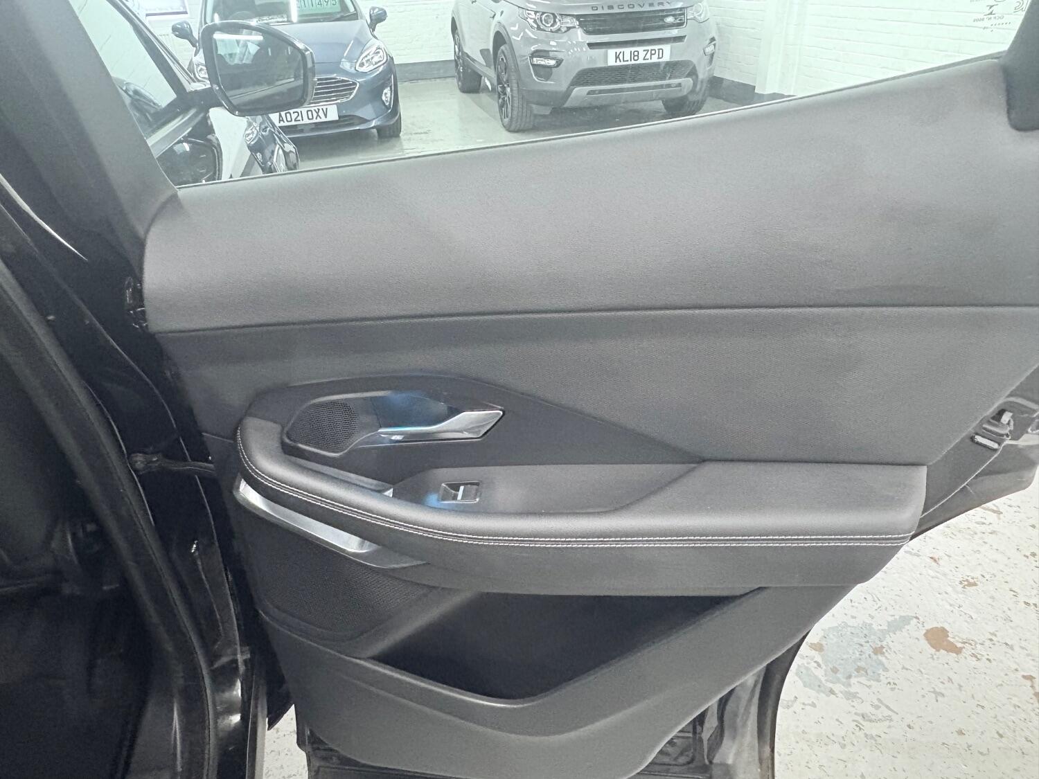 Used Jaguar E-Pace 2019 for sale - 76407589: Photo 58