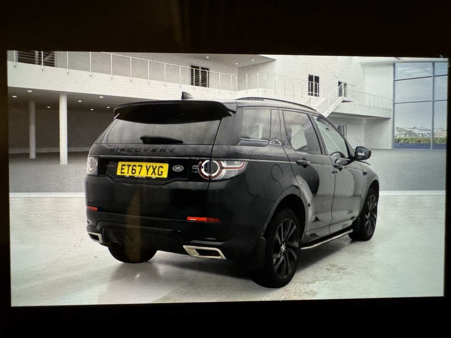 Used Land Rover Discovery Sport 2017 for sale - 76863891: Photo 4