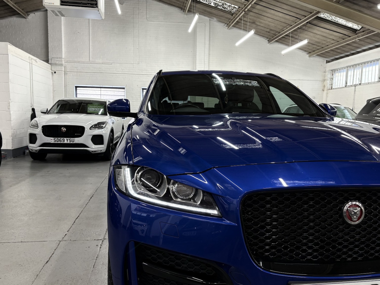 Used Jaguar F-Pace 2019 for sale - 77027883: Photo 17