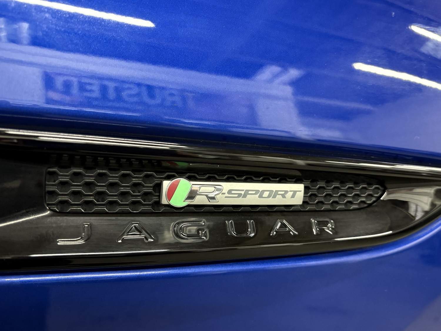 Used Jaguar F-Pace 2019 for sale - 77027883: Photo 29