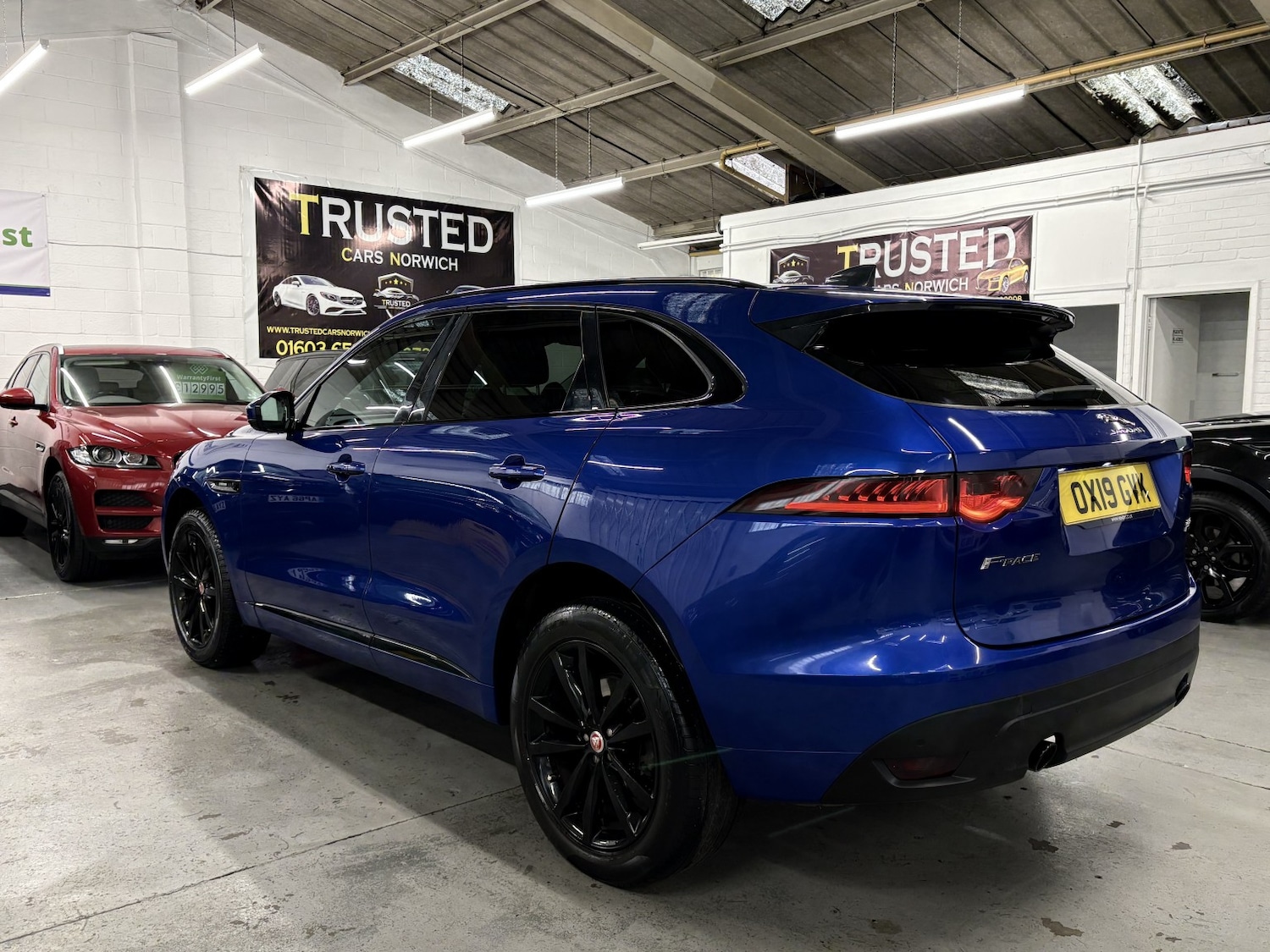 Used Jaguar F-Pace 2019 for sale - 77027883: Photo 5