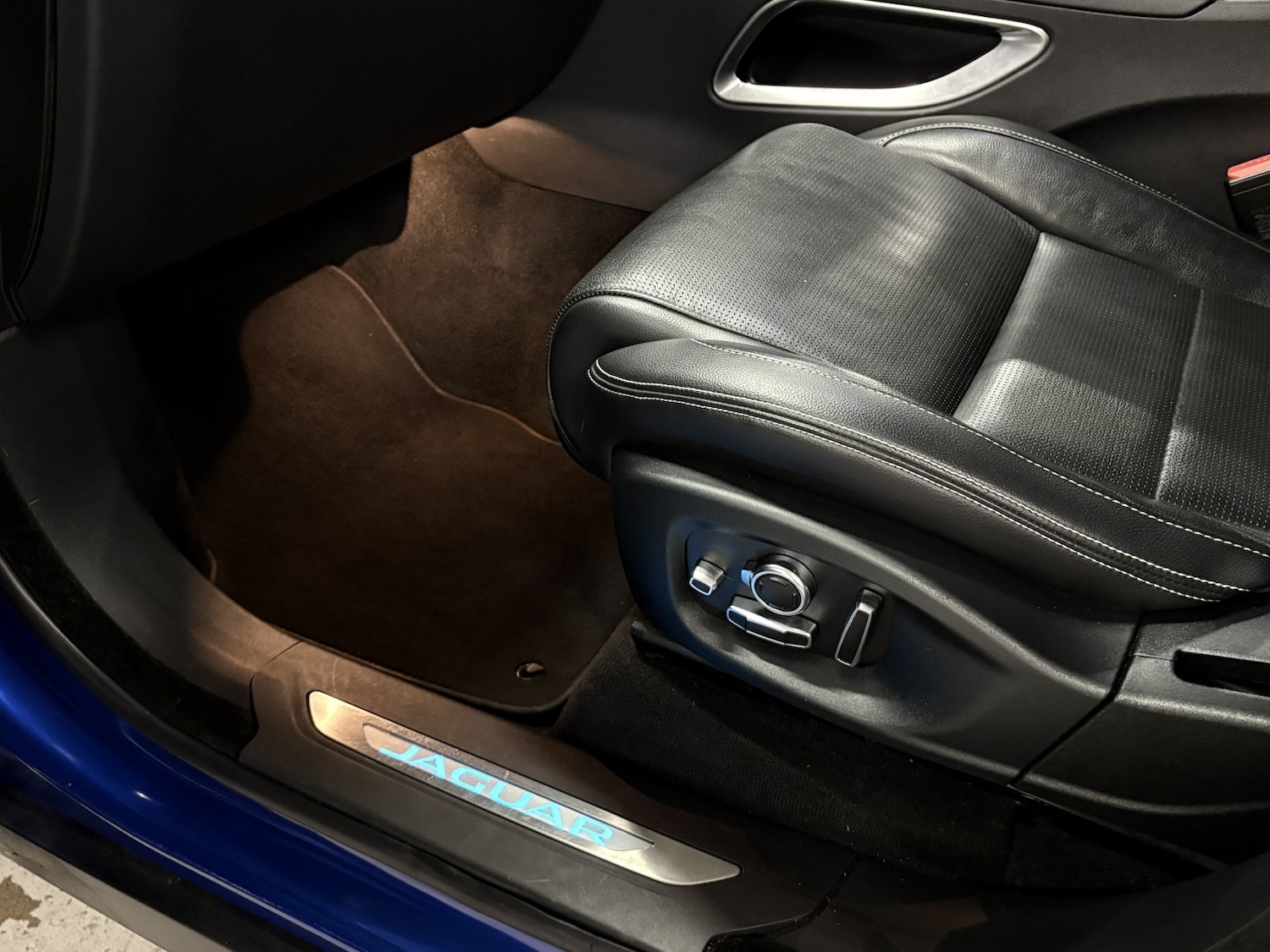 Used Jaguar F-Pace 2019 for sale - 77027883: Photo 65