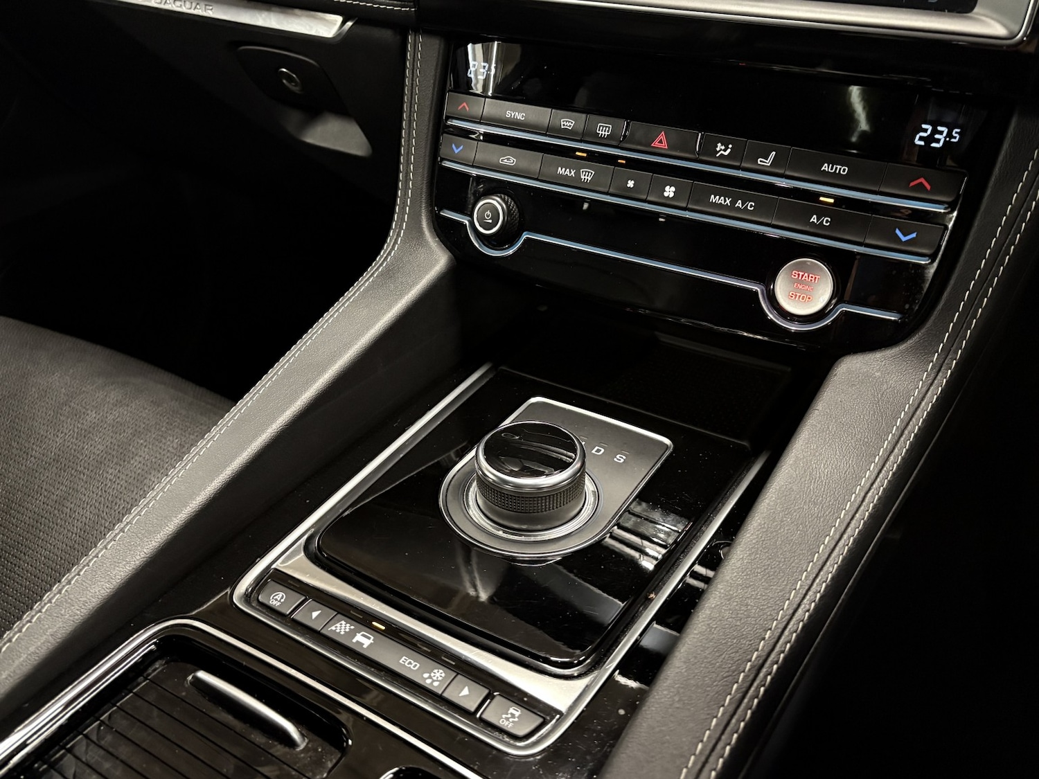 Used Jaguar F-Pace 2019 for sale - 77027883: Photo 95