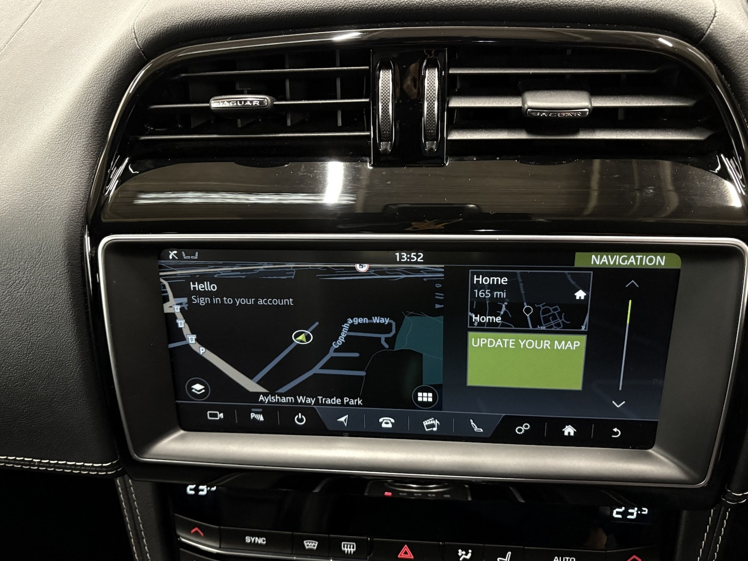 Used Jaguar F-Pace 2019 for sale - 77027883: Photo 97