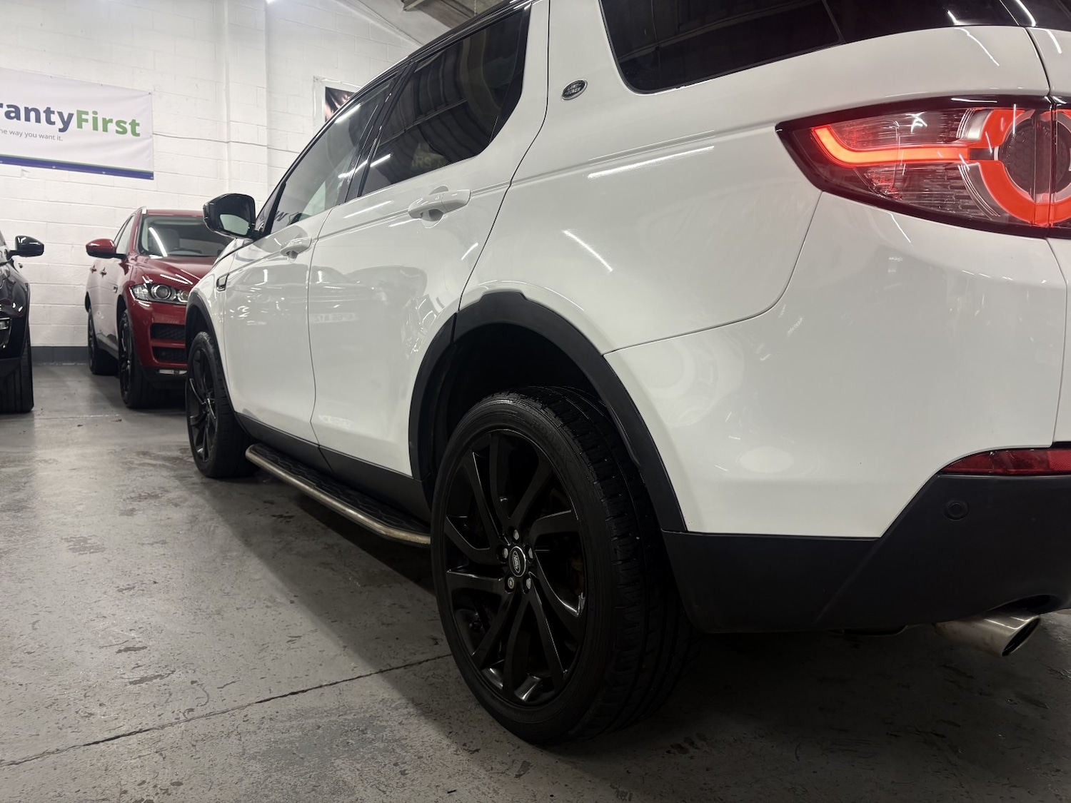 Used Land Rover Discovery Sport 2017 for sale - 77028010: Photo 13