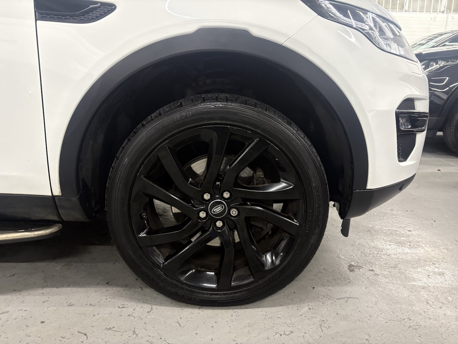 Used Land Rover Discovery Sport 2017 for sale - 77028010: Photo 17