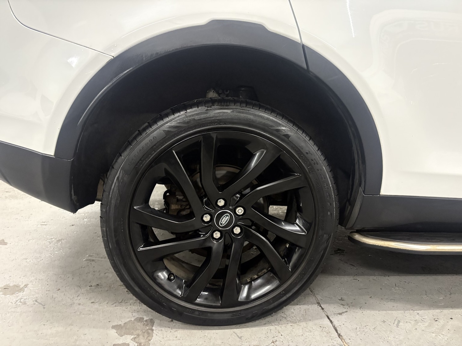 Used Land Rover Discovery Sport 2017 for sale - 77028010: Photo 18