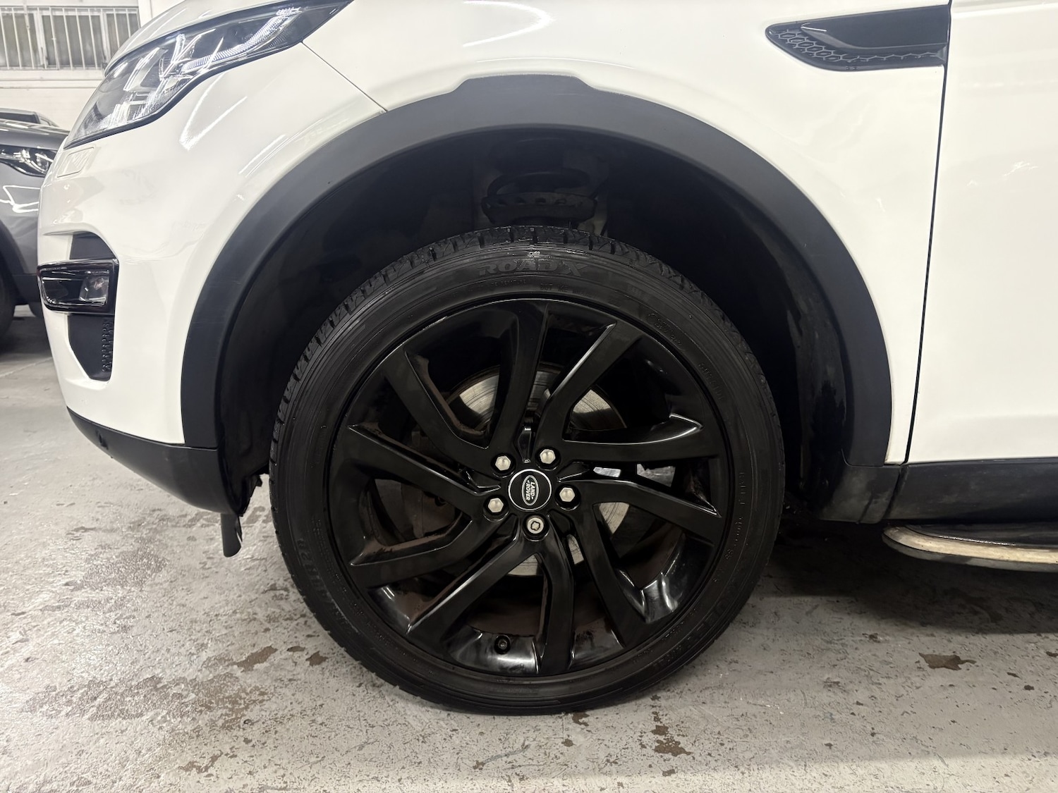 Used Land Rover Discovery Sport 2017 for sale - 77028010: Photo 19