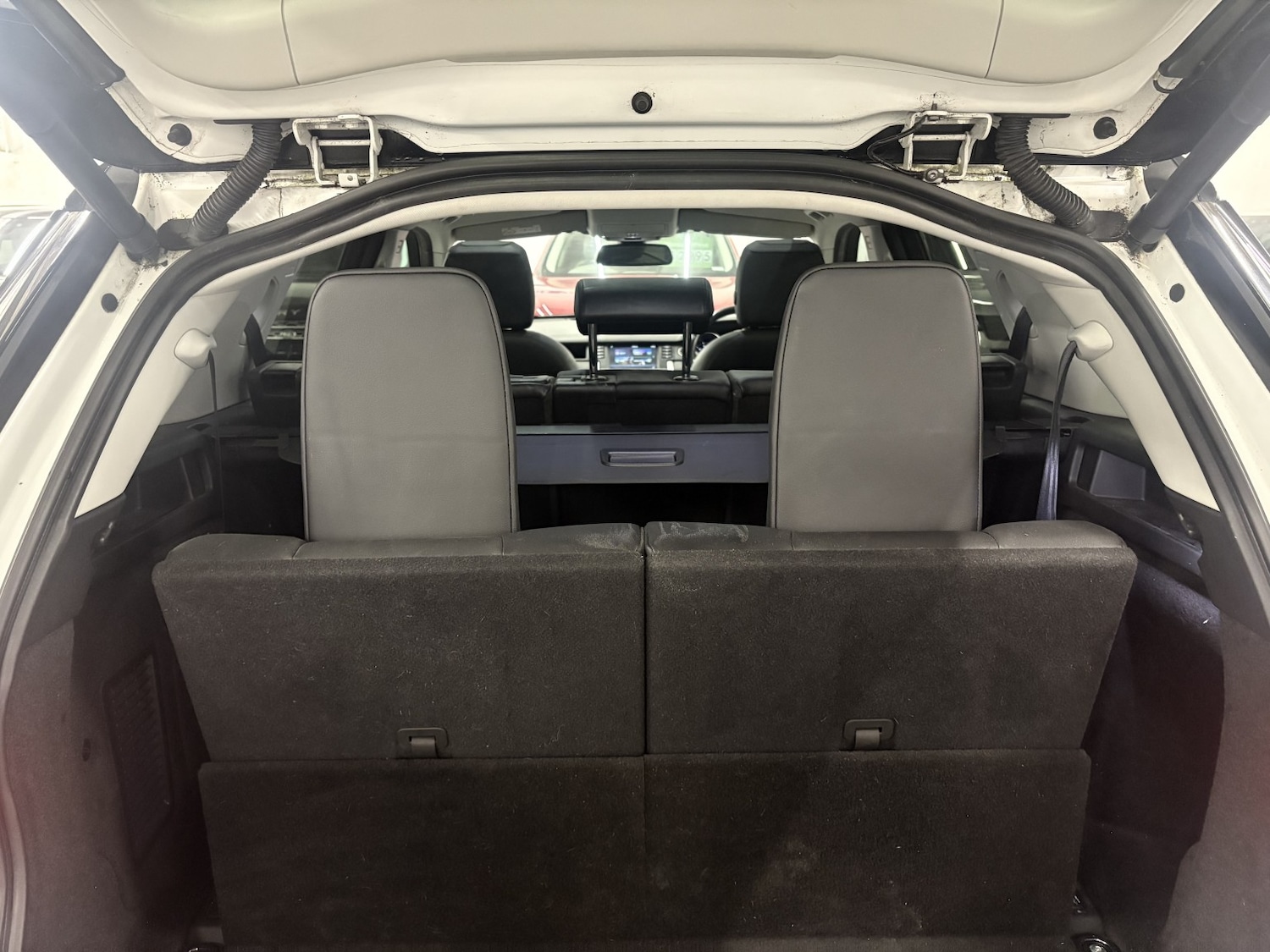 Used Land Rover Discovery Sport 2017 for sale - 77028010: Photo 24