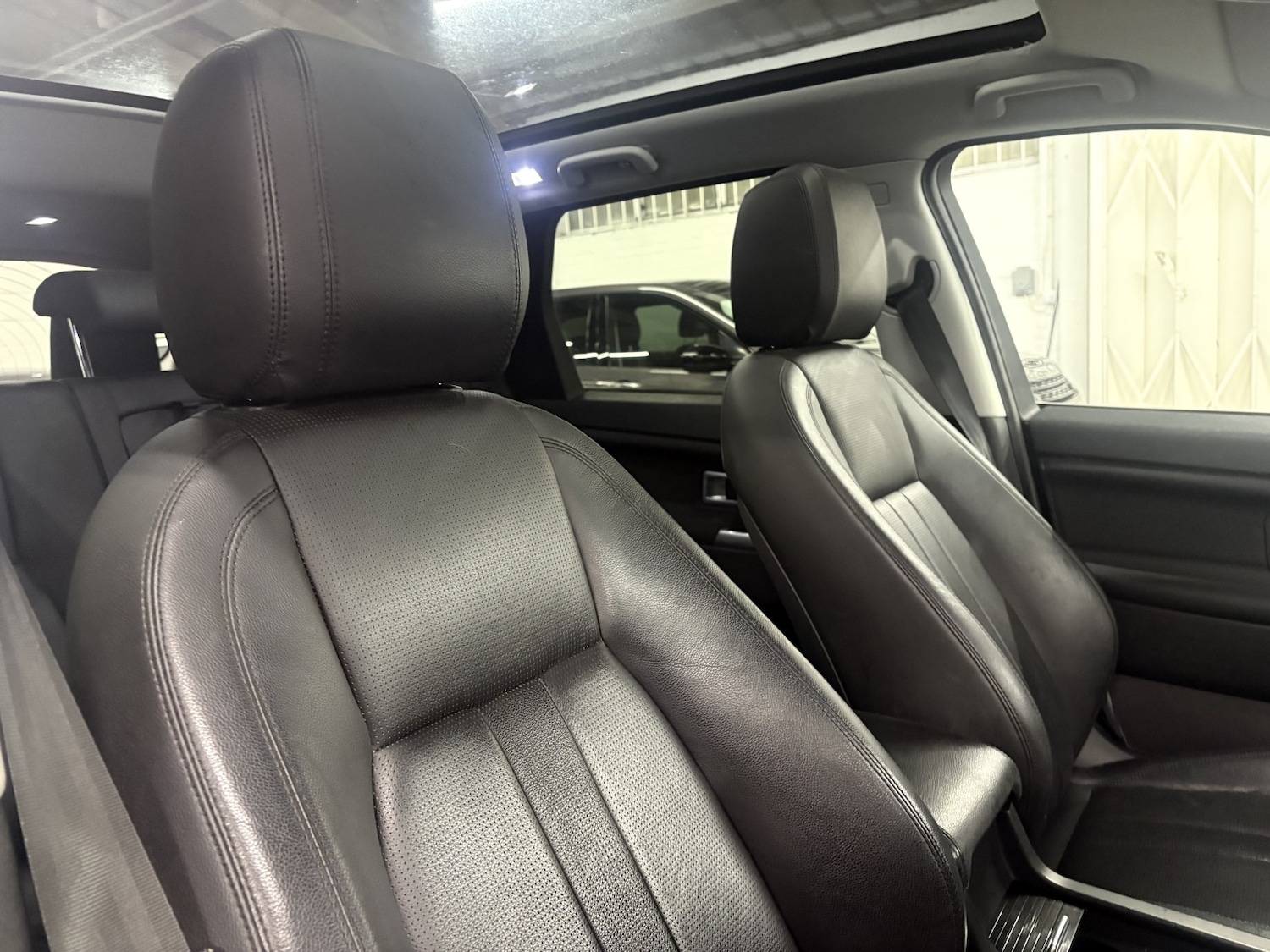 Used Land Rover Discovery Sport 2017 for sale - 77028010: Photo 30