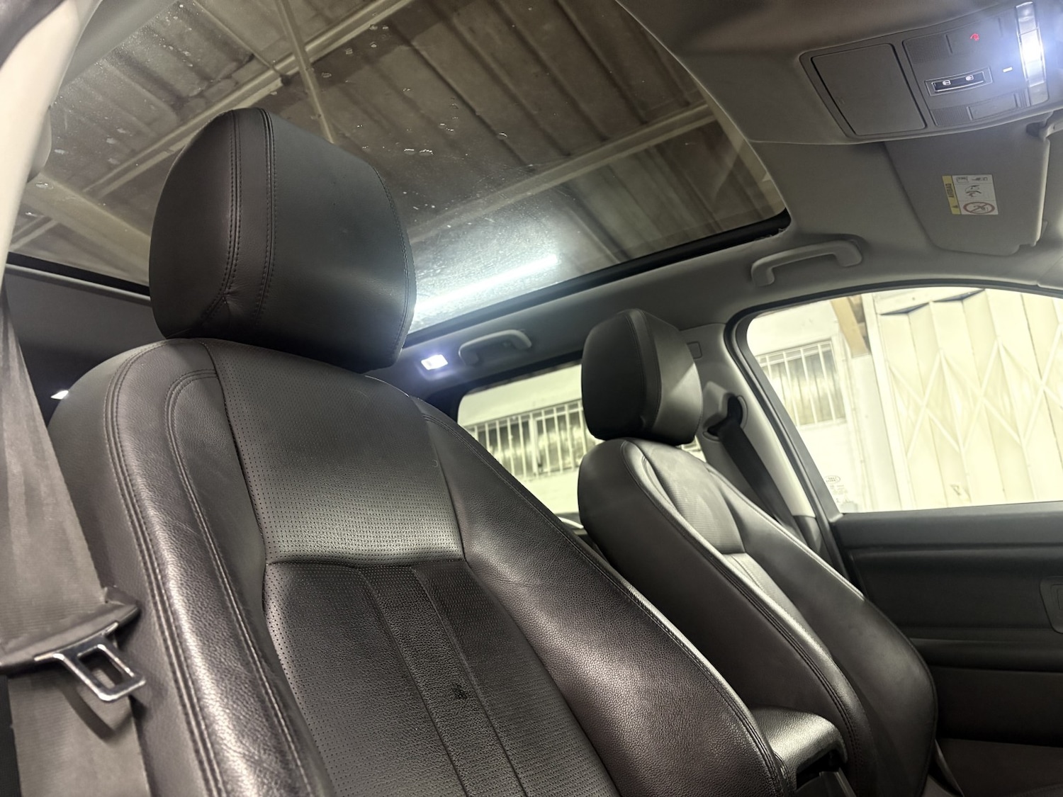 Used Land Rover Discovery Sport 2017 for sale - 77028010: Photo 31