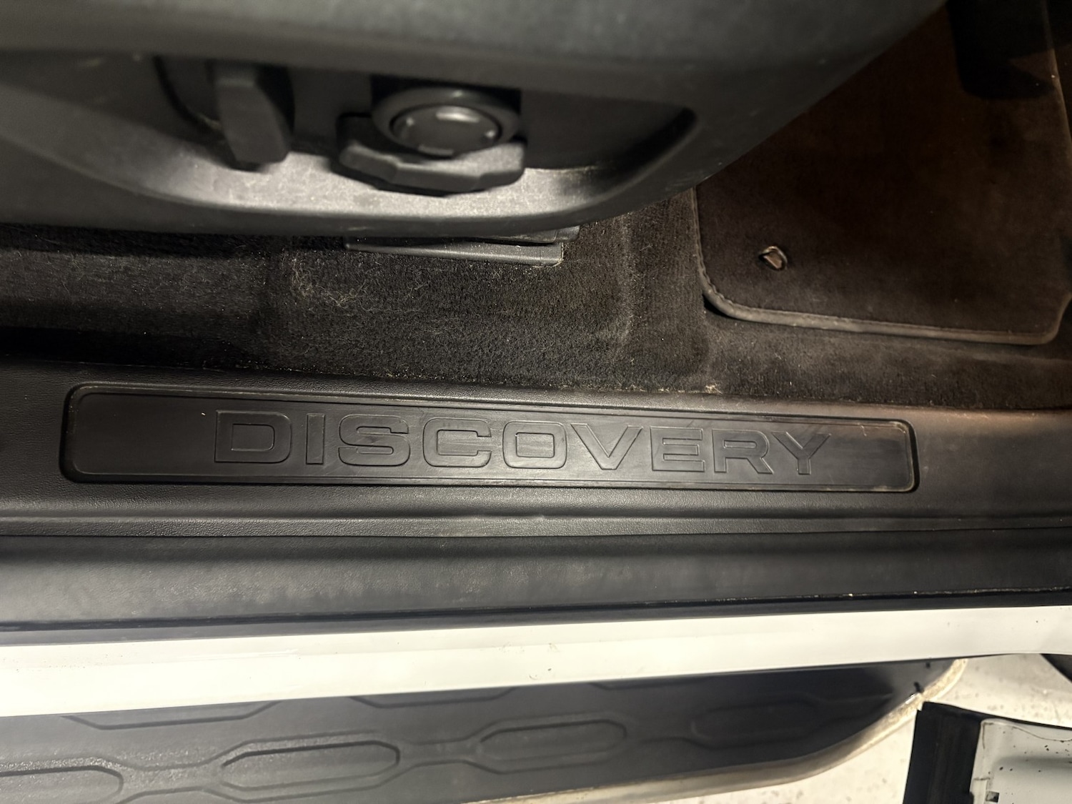 Used Land Rover Discovery Sport 2017 for sale - 77028010: Photo 32