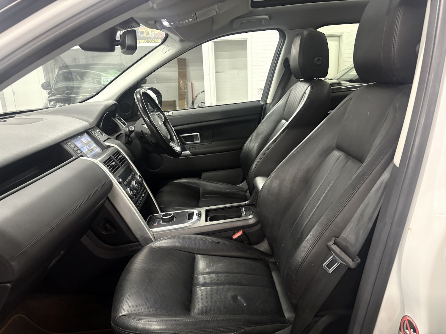 Used Land Rover Discovery Sport 2017 for sale - 77028010: Photo 37