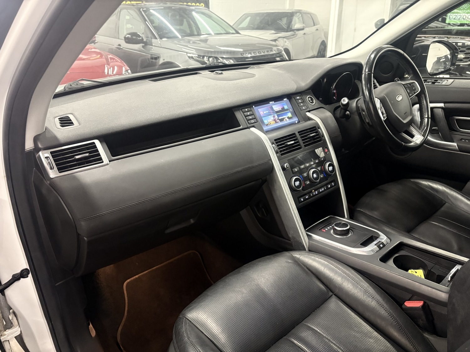 Used Land Rover Discovery Sport 2017 for sale - 77028010: Photo 42