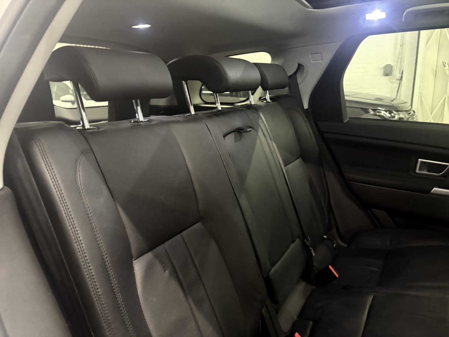 Used Land Rover Discovery Sport 2017 for sale - 77028010: Photo 49