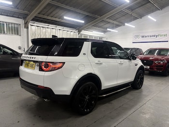 Used Land Rover Discovery Sport 2017 for sale - 77028010: Photo