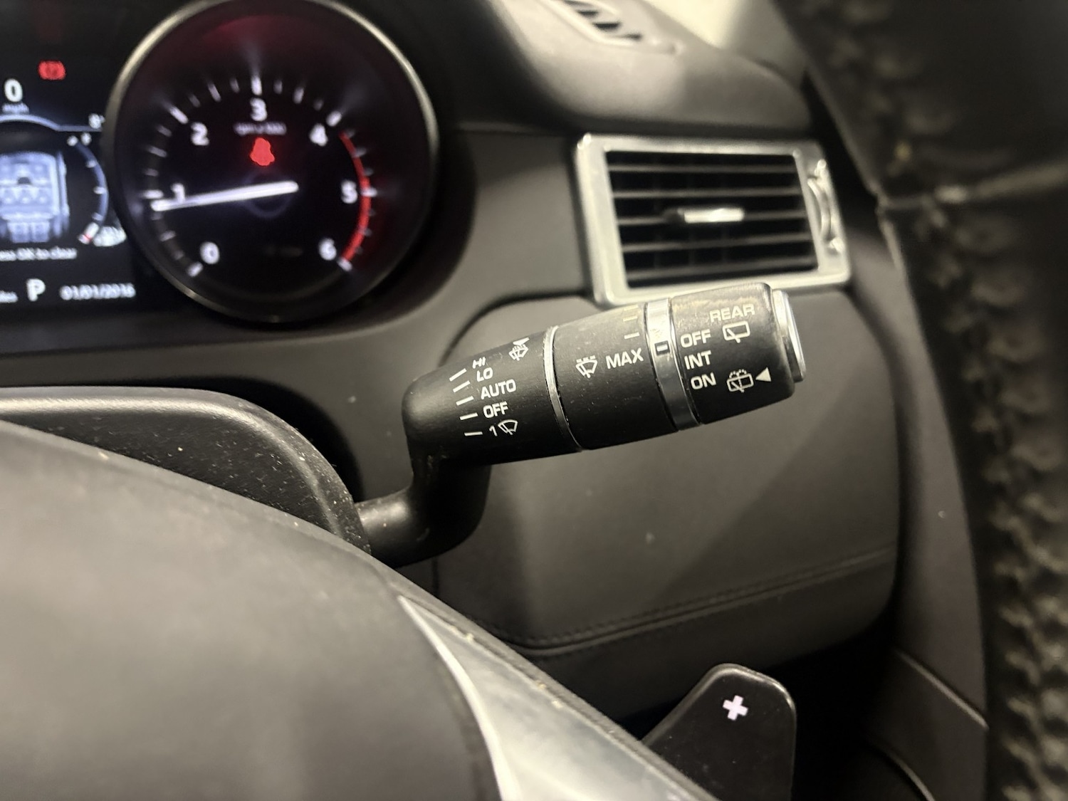 Used Land Rover Discovery Sport 2017 for sale - 77028010: Photo 58