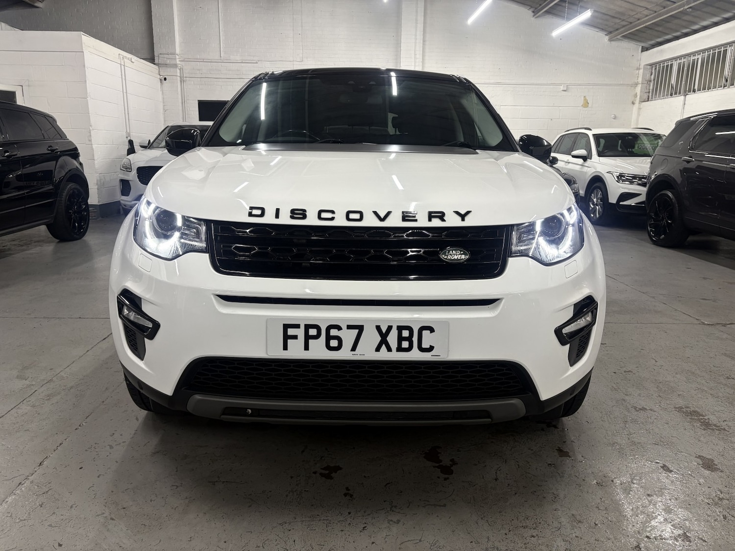Used Land Rover Discovery Sport 2017 for sale - 77028010: Photo 6
