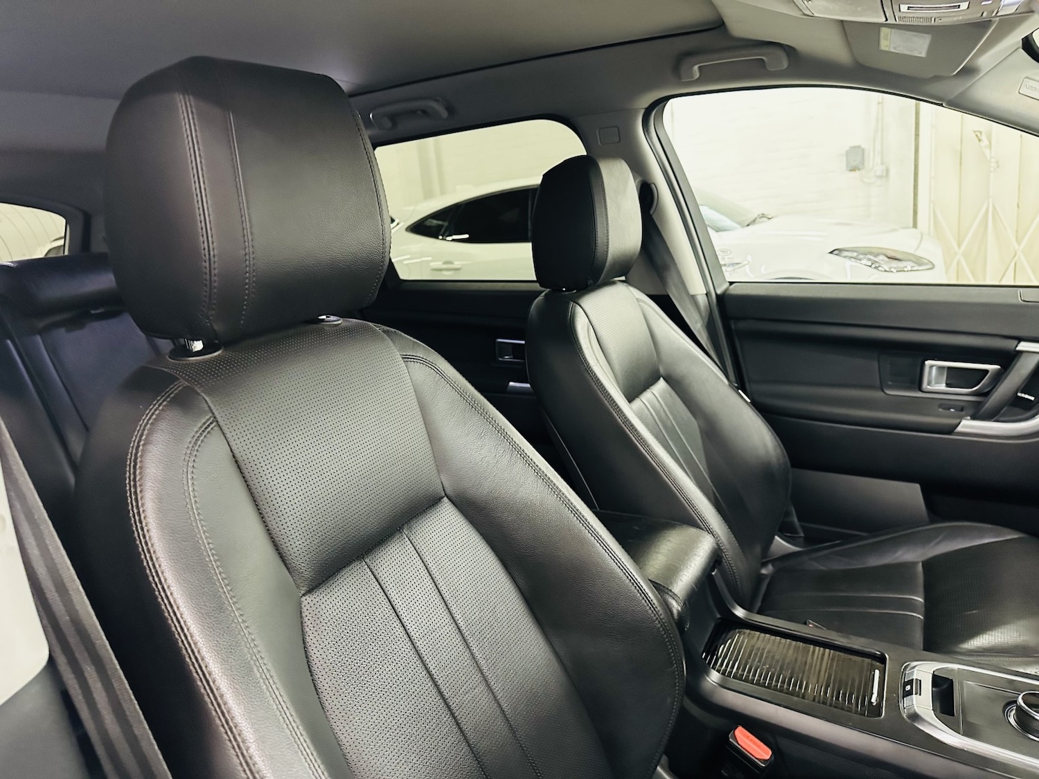 Used Land Rover Discovery Sport 2018 for sale - 77991602: Photo 30