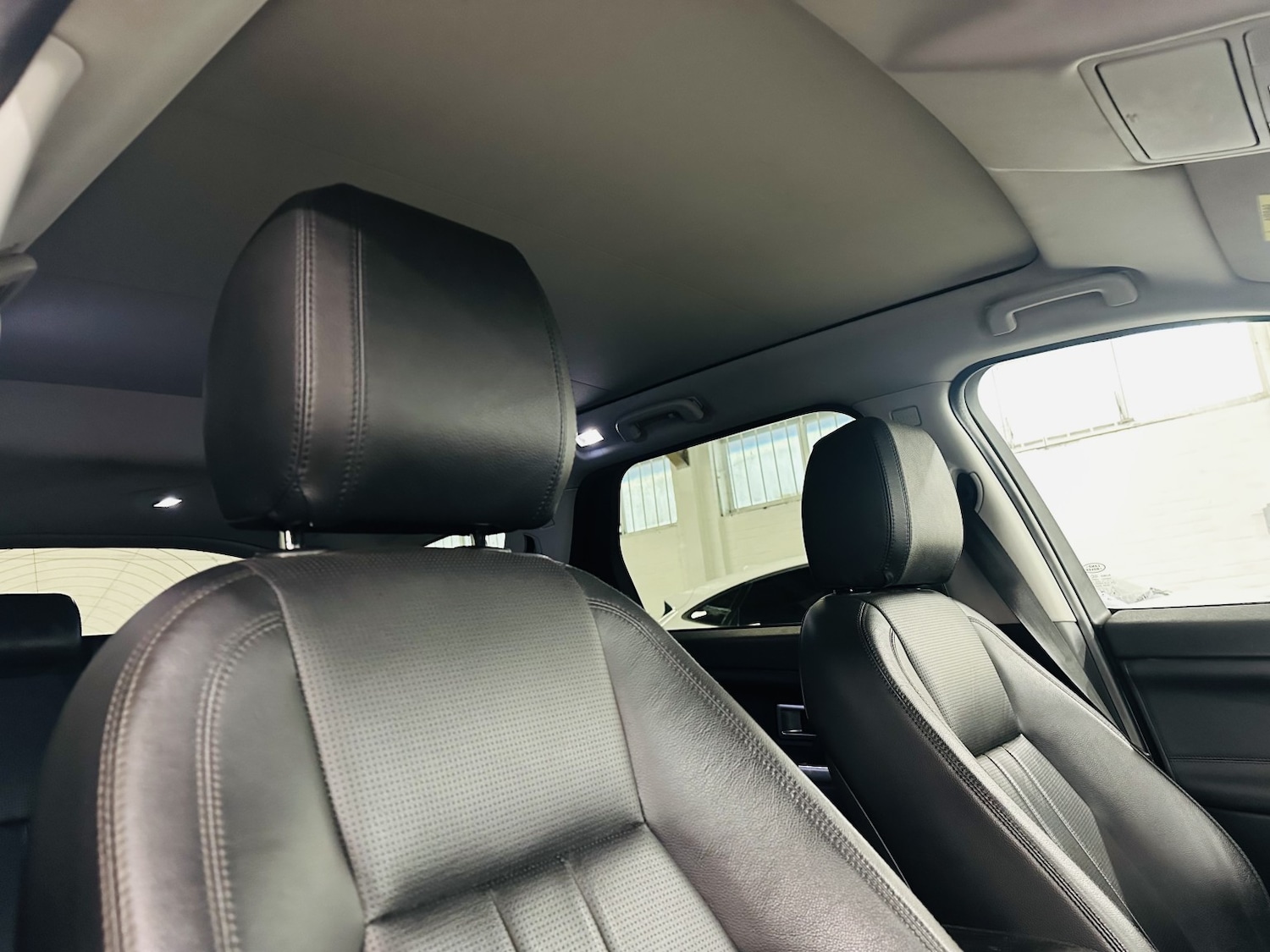 Used Land Rover Discovery Sport 2018 for sale - 77991602: Photo 33