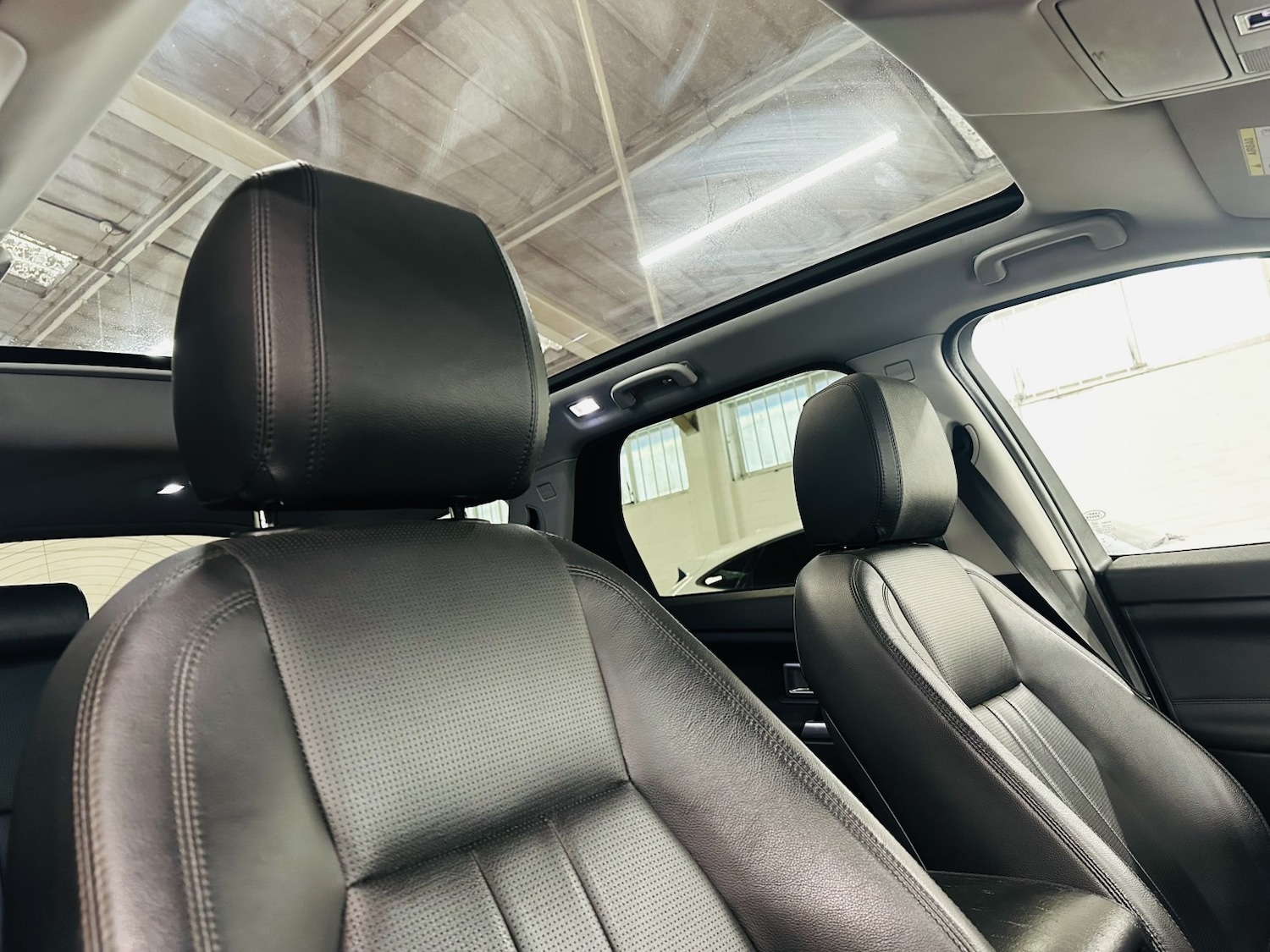 Used Land Rover Discovery Sport 2018 for sale - 77991602: Photo 34