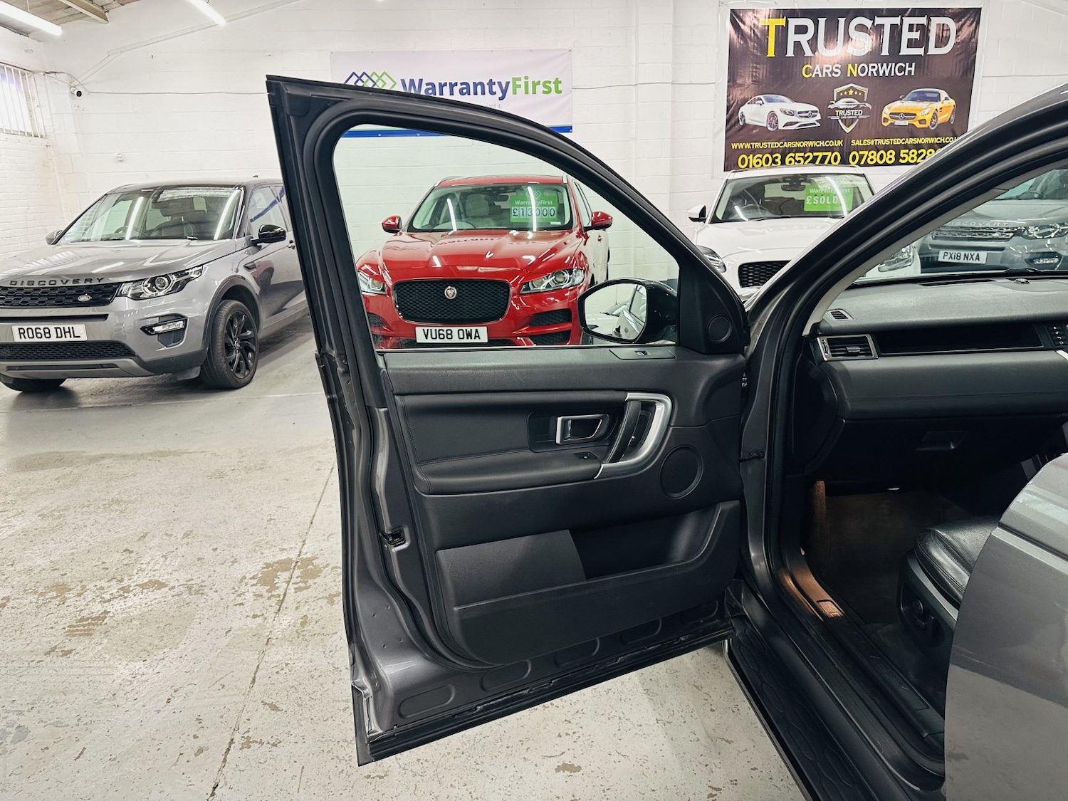 Used Land Rover Discovery Sport 2018 for sale - 77991602: Photo 36