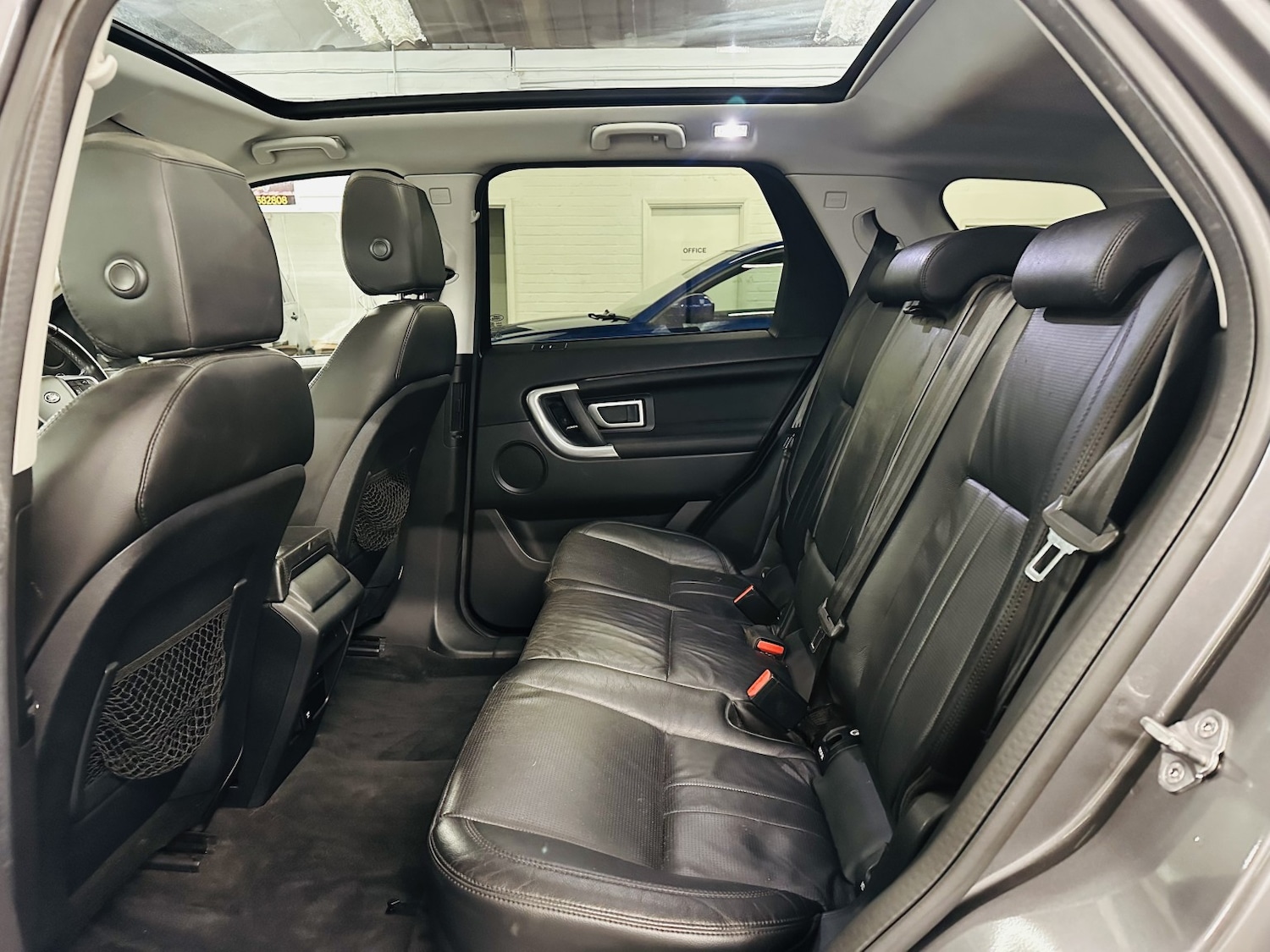 Used Land Rover Discovery Sport 2018 for sale - 77991602: Photo 42