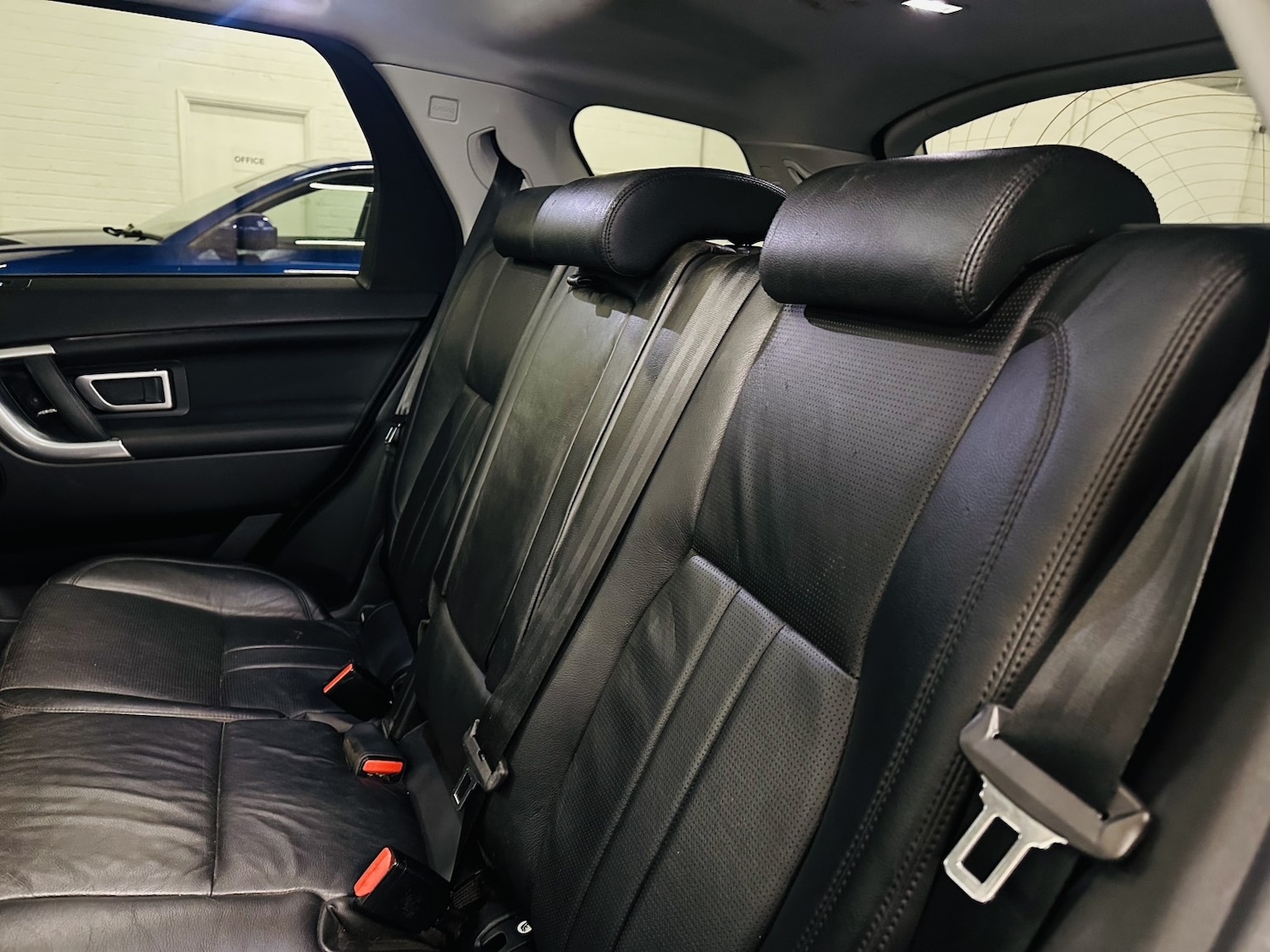 Used Land Rover Discovery Sport 2018 for sale - 77991602: Photo 43