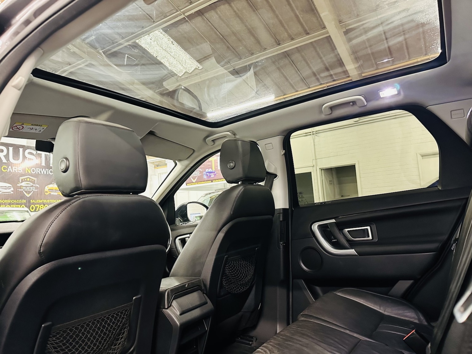 Used Land Rover Discovery Sport 2018 for sale - 77991602: Photo 47