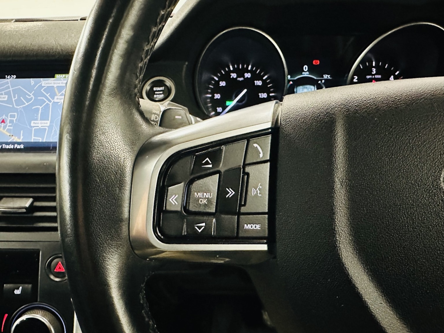 Used Land Rover Discovery Sport 2018 for sale - 77991602: Photo 51