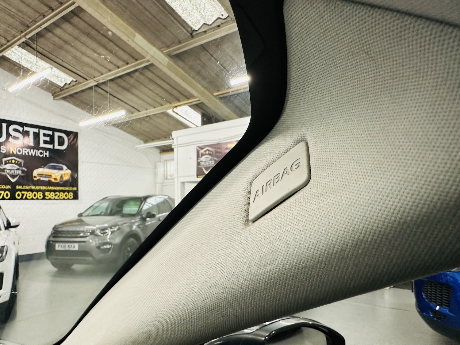 Used Land Rover Discovery Sport 2018 for sale - 77991602: Photo 61