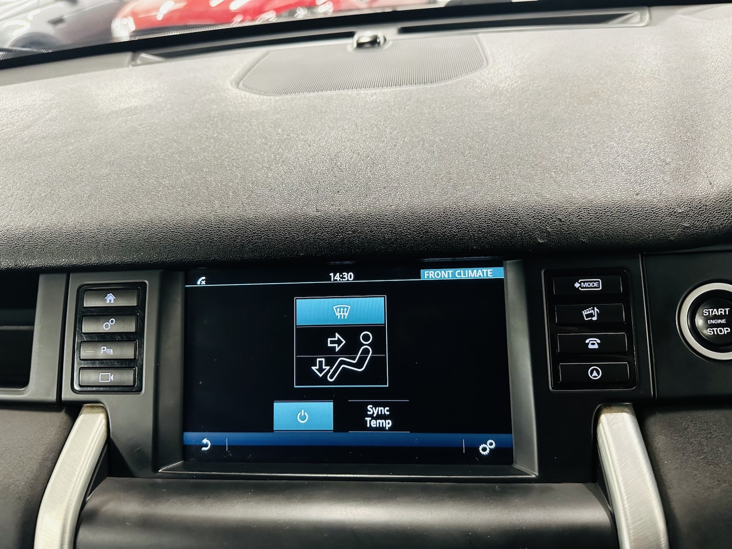 Used Land Rover Discovery Sport 2018 for sale - 77991602: Photo 65