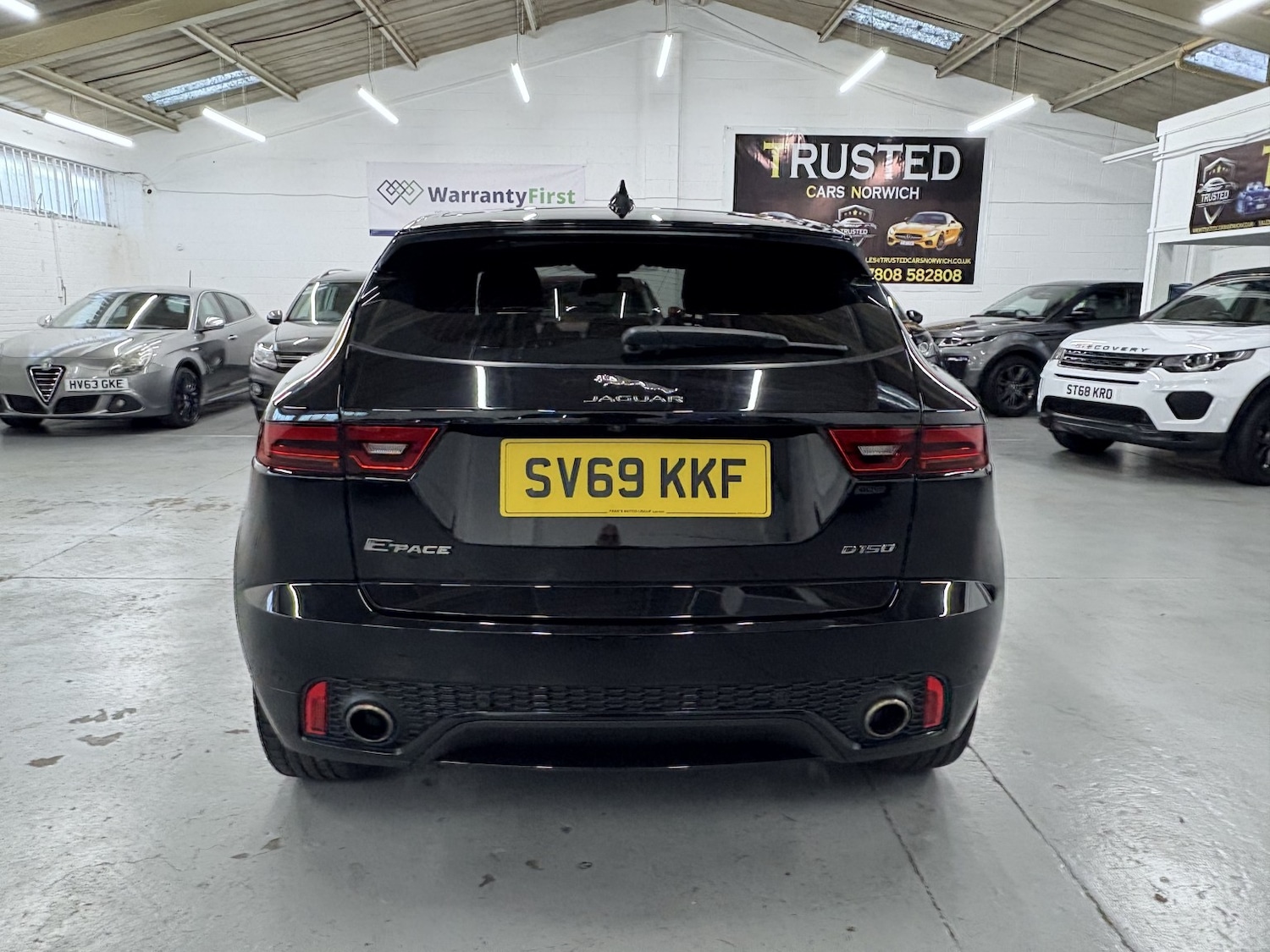 Used Jaguar E-Pace 2019 for sale - 76863812: Photo 11