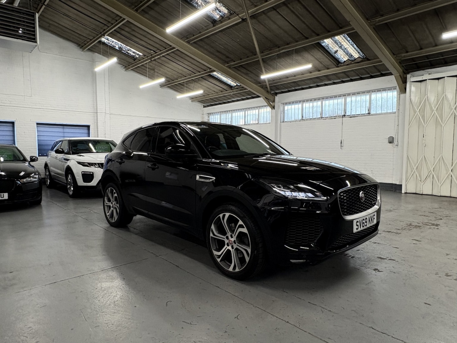 Used Jaguar E-Pace 2019 for sale - 76863812: Photo 12