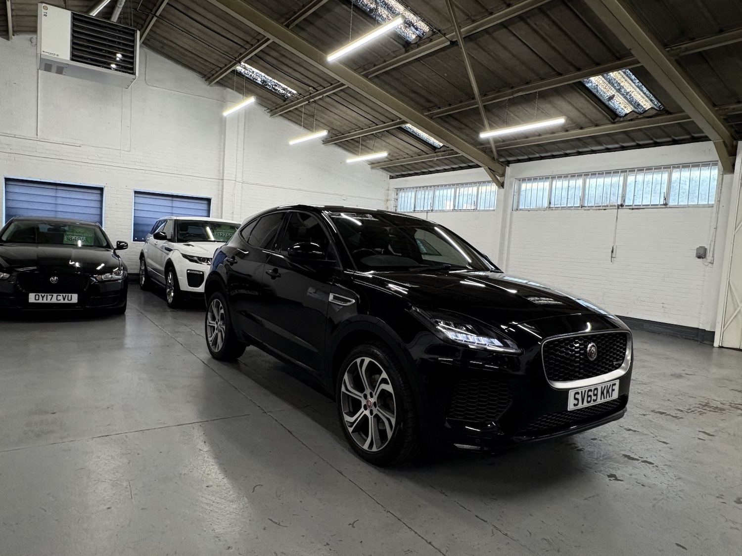 Used Jaguar E-Pace 2019 for sale - 76863812: Photo 15