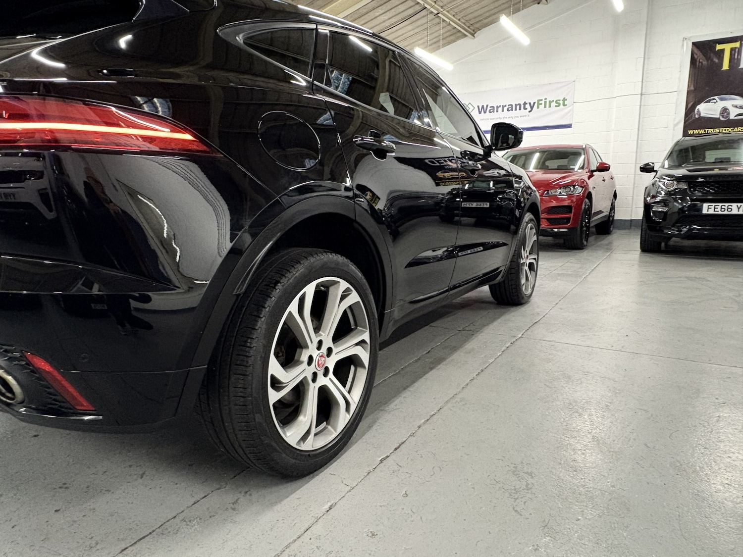 Used Jaguar E-Pace 2019 for sale - 76863812: Photo 19