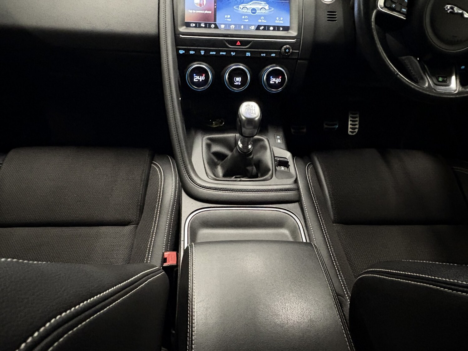 Used Jaguar E-Pace 2019 for sale - 76863812: Photo 67