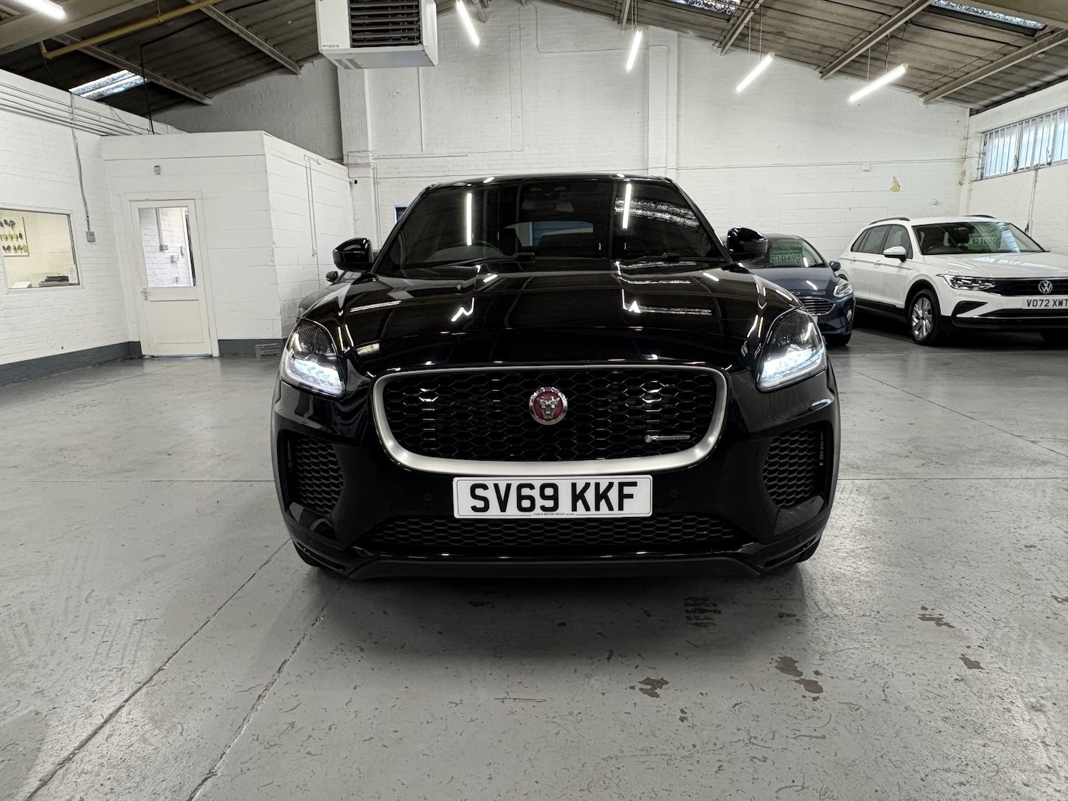 Used Jaguar E-Pace 2019 for sale - 76863812: Photo 7
