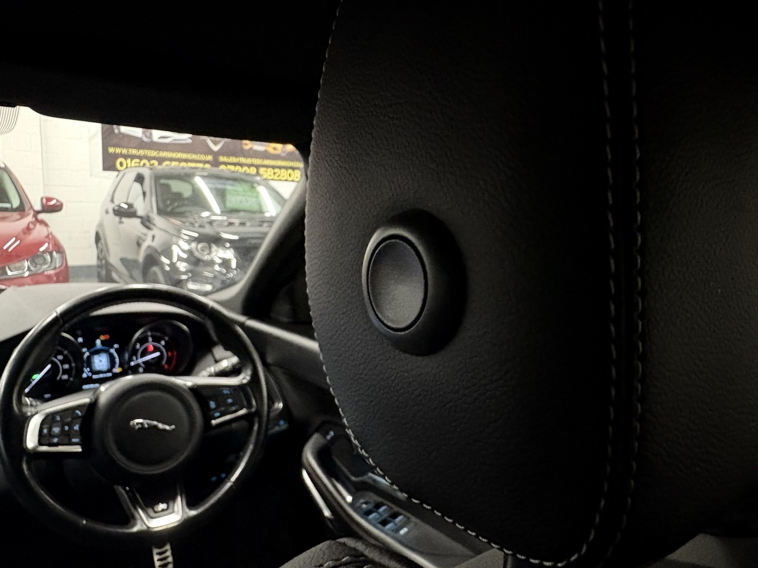 Used Jaguar E-Pace 2019 for sale - 76863812: Photo 71