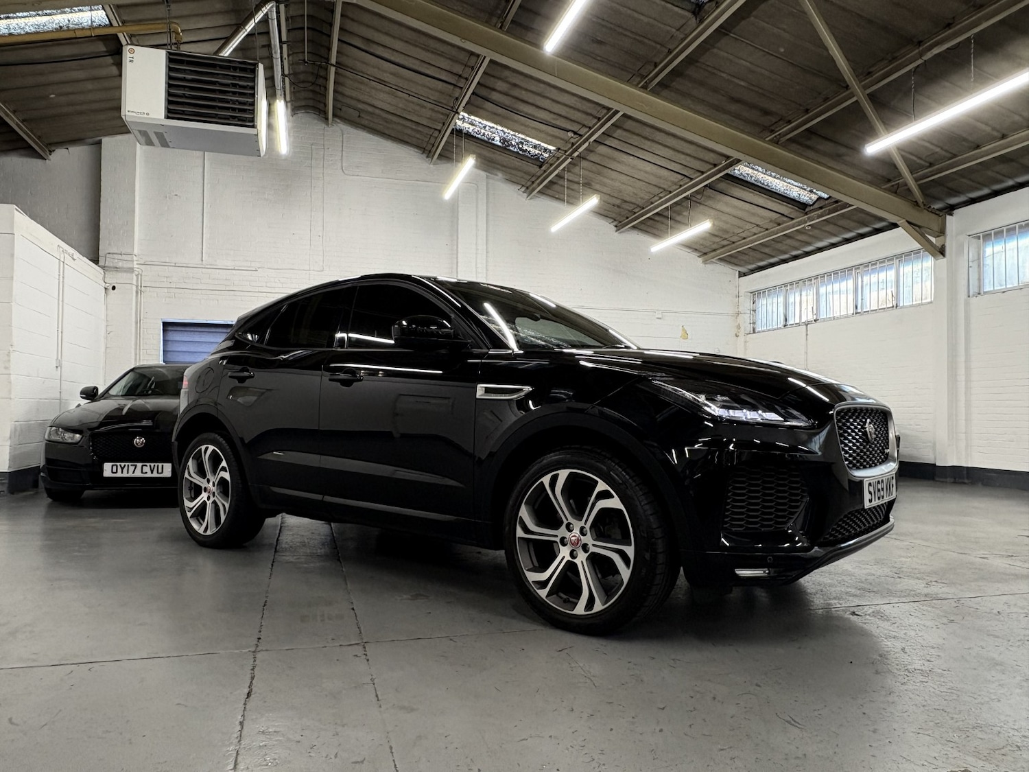 Used Jaguar E-Pace 2019 for sale - 76863812: Photo 79