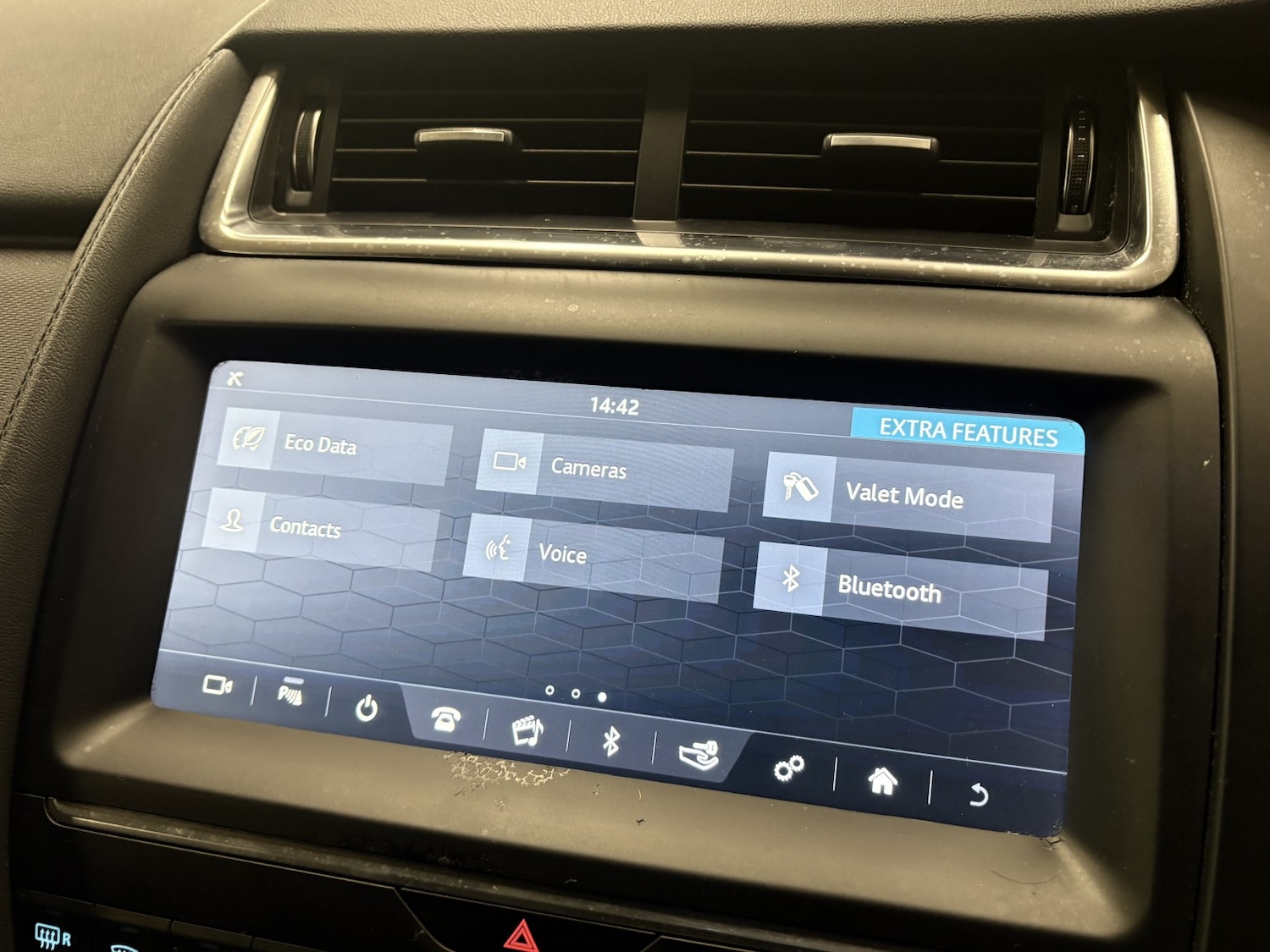 Used Jaguar E-Pace 2019 for sale - 76863812: Photo 85