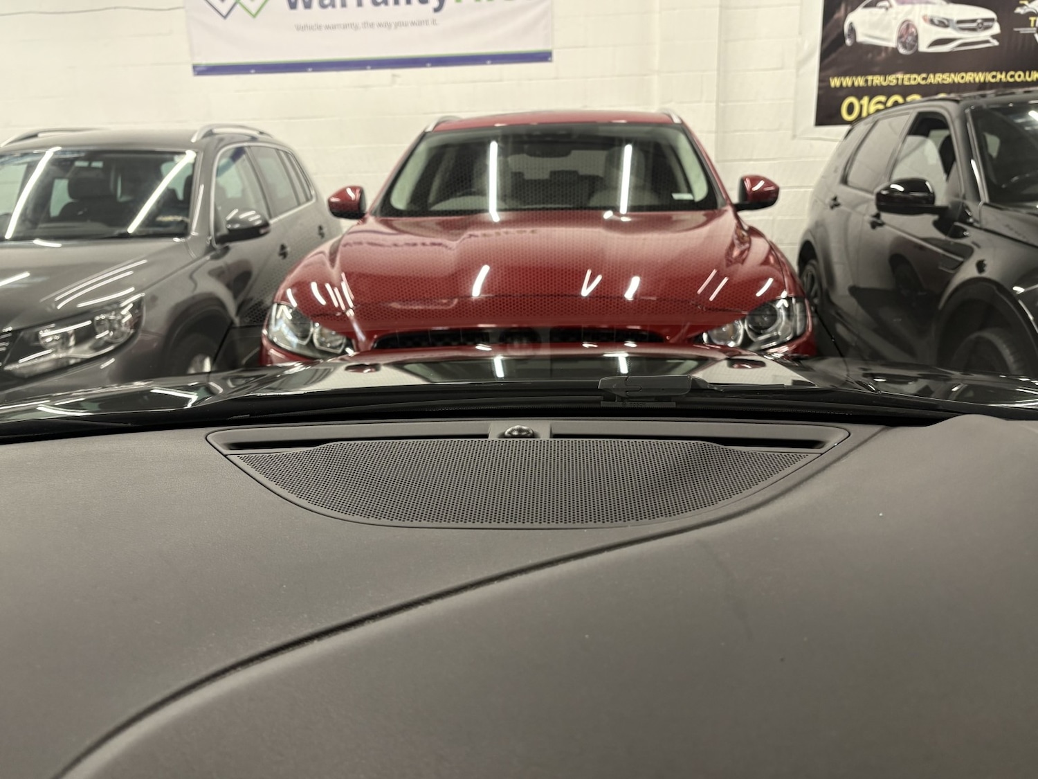 Used Jaguar E-Pace 2019 for sale - 76863812: Photo 91