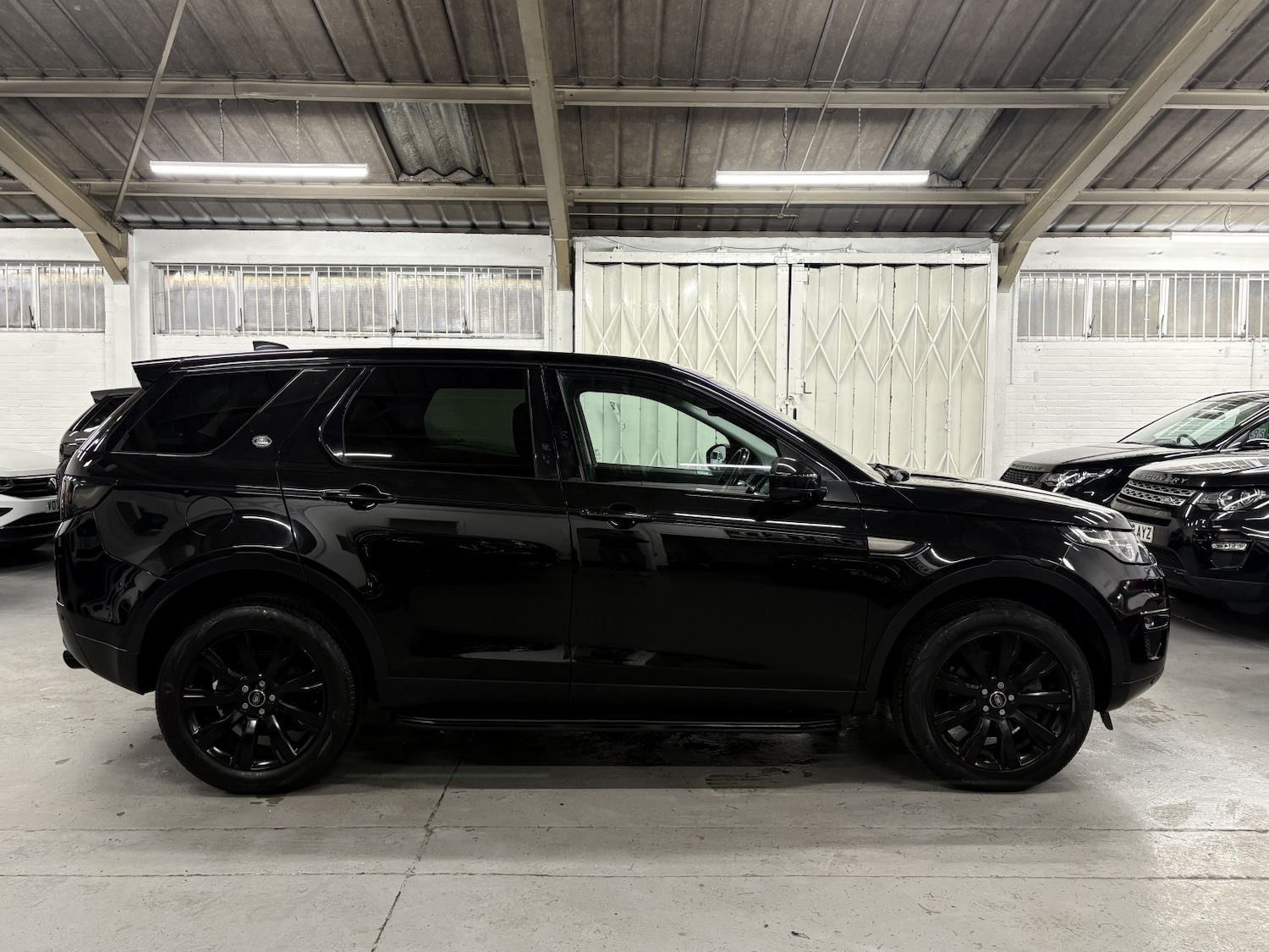 Used Land Rover Discovery Sport 2016 for sale - 77027914: Photo 10