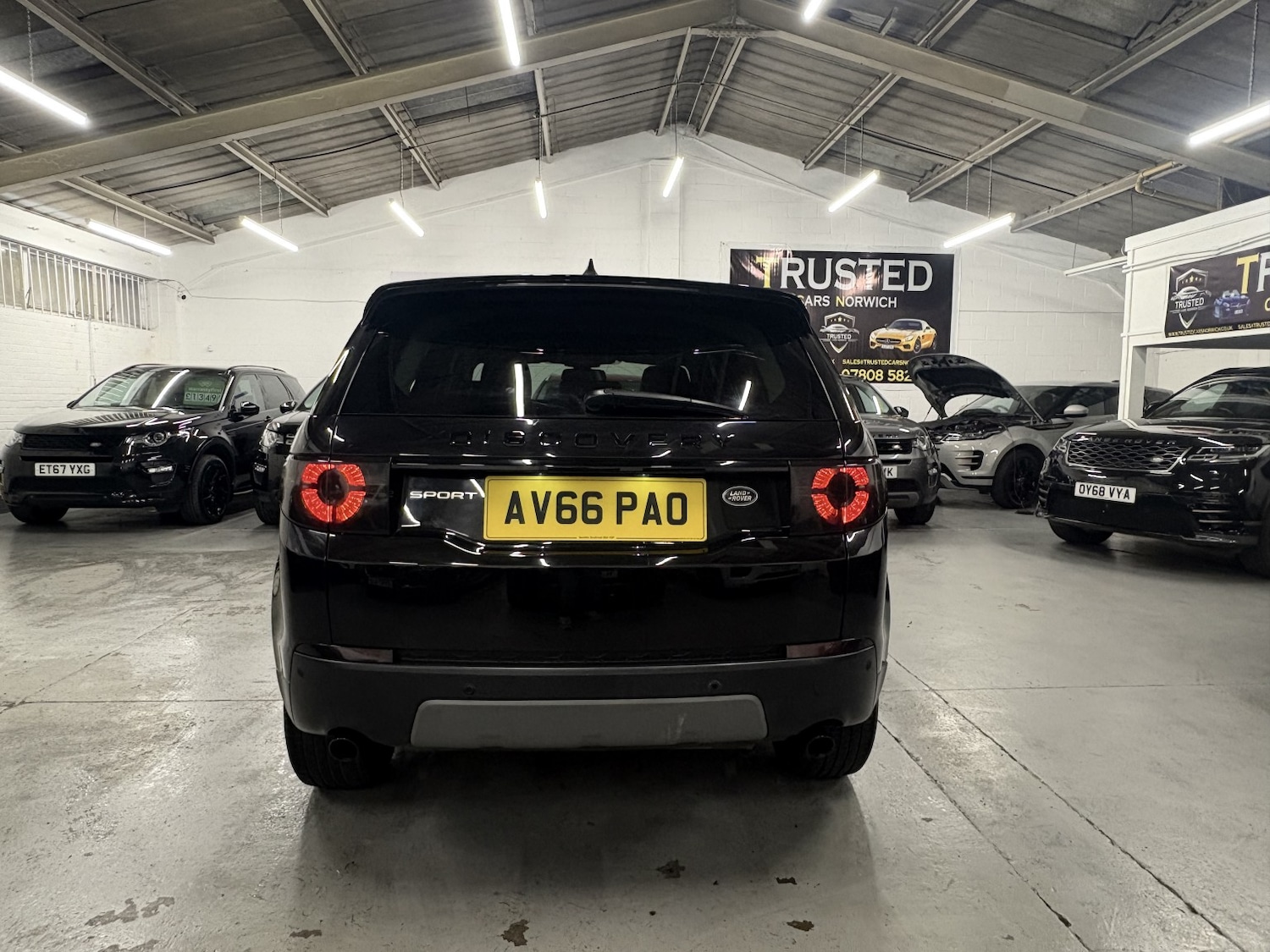 Used Land Rover Discovery Sport 2016 for sale - 77027914: Photo 13