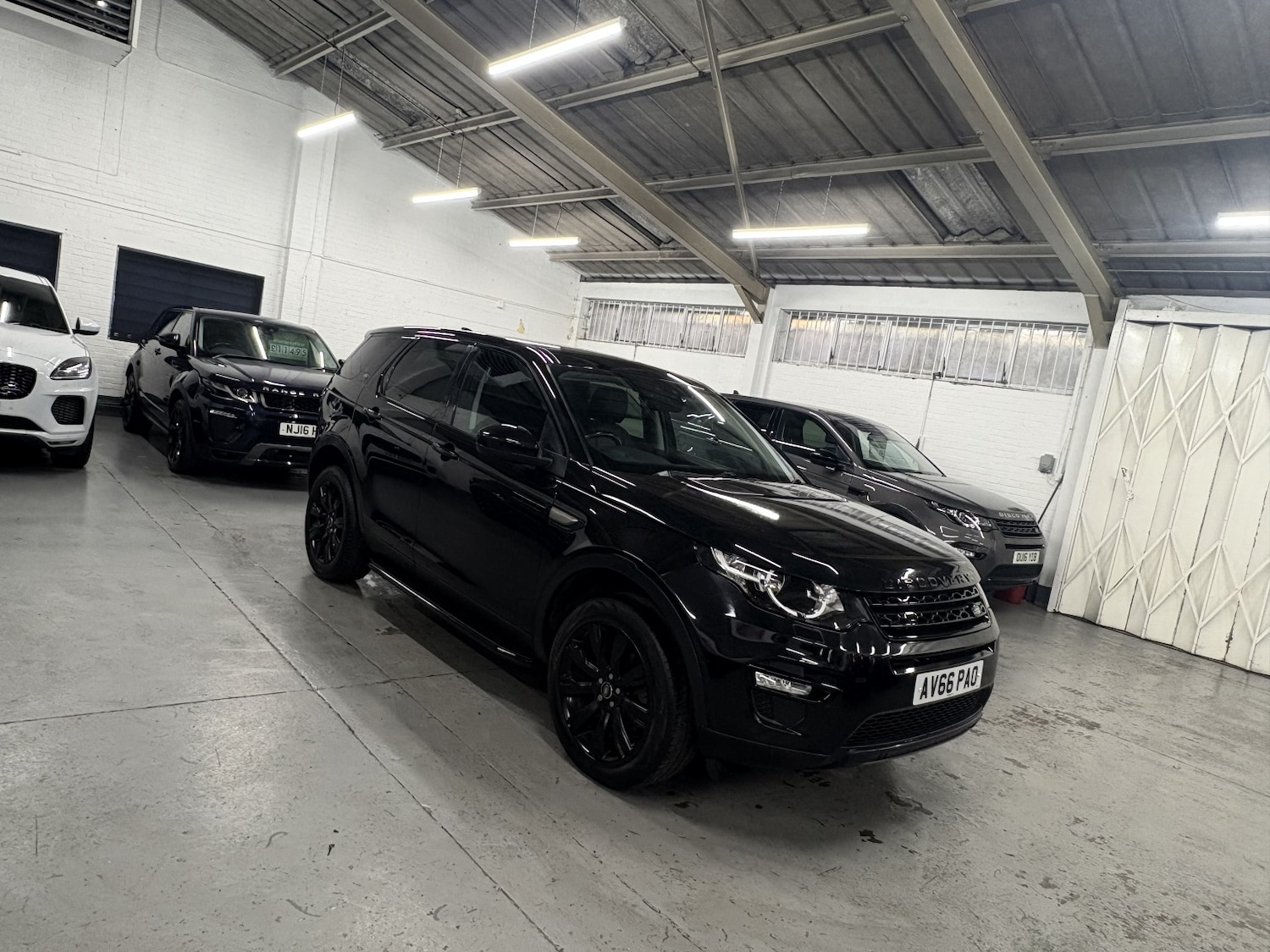 Used Land Rover Discovery Sport 2016 for sale - 77027914: Photo 16