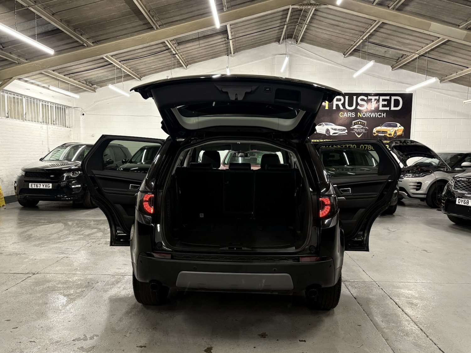 Used Land Rover Discovery Sport 2016 for sale - 77027914: Photo 20