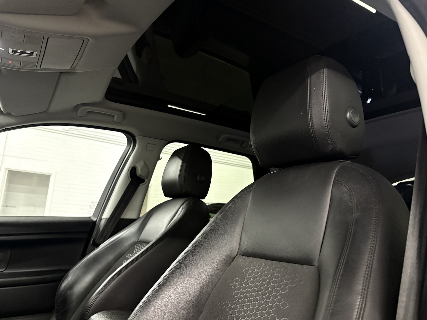 Used Land Rover Discovery Sport 2016 for sale - 77027914: Photo 52