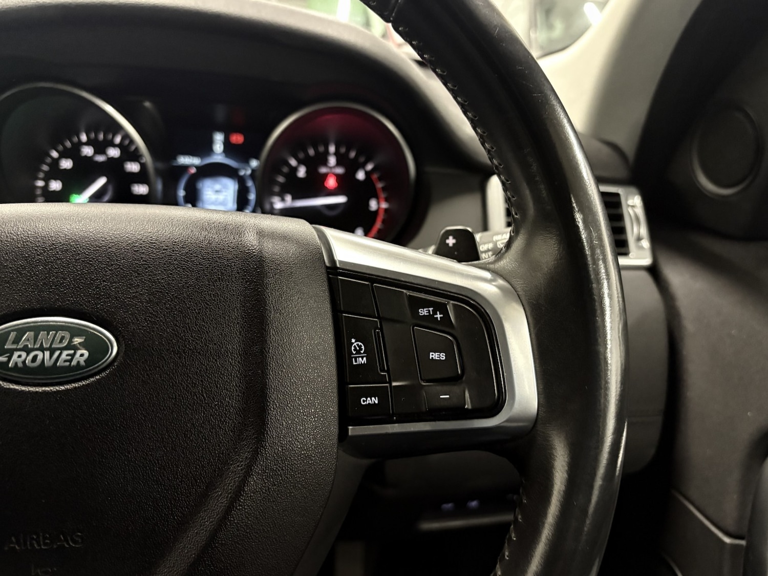 Used Land Rover Discovery Sport 2016 for sale - 77027914: Photo 69